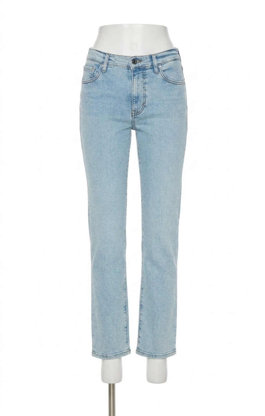 NEW FRAME le sleek straight jeans in tribute